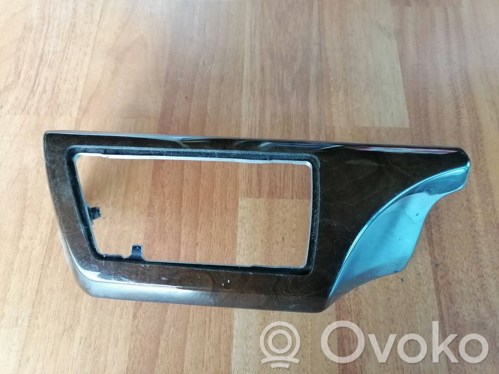 BMW 7 E65 E66 Dekoratīvās apdares lenta 