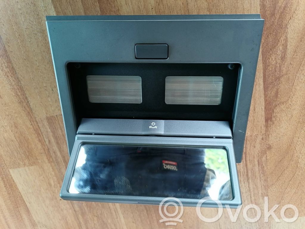 BMW 7 E65 E66 Rear seat light 