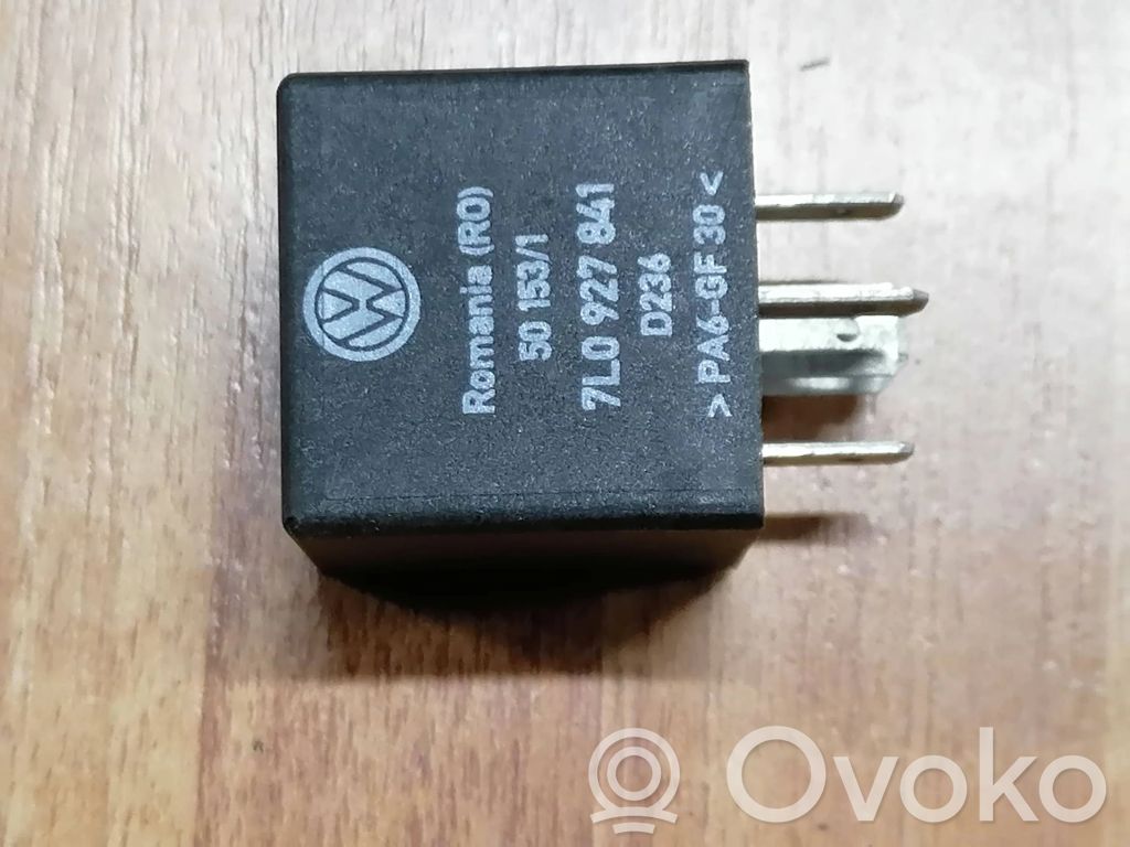 Volkswagen Touareg I Kita rėlė 