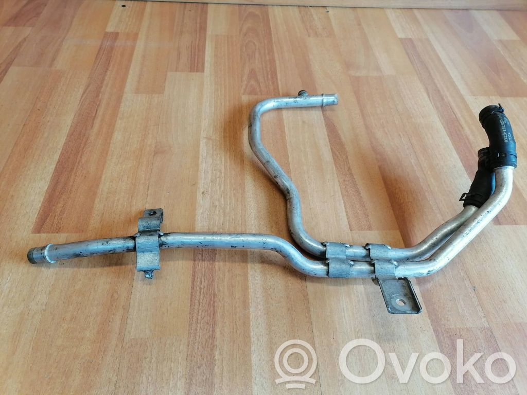 Jaguar XF X250 Tubo flessibile del liquido di raffreddamento del motore 