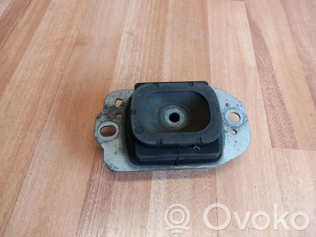 Renault Laguna III Engine mount bracket 