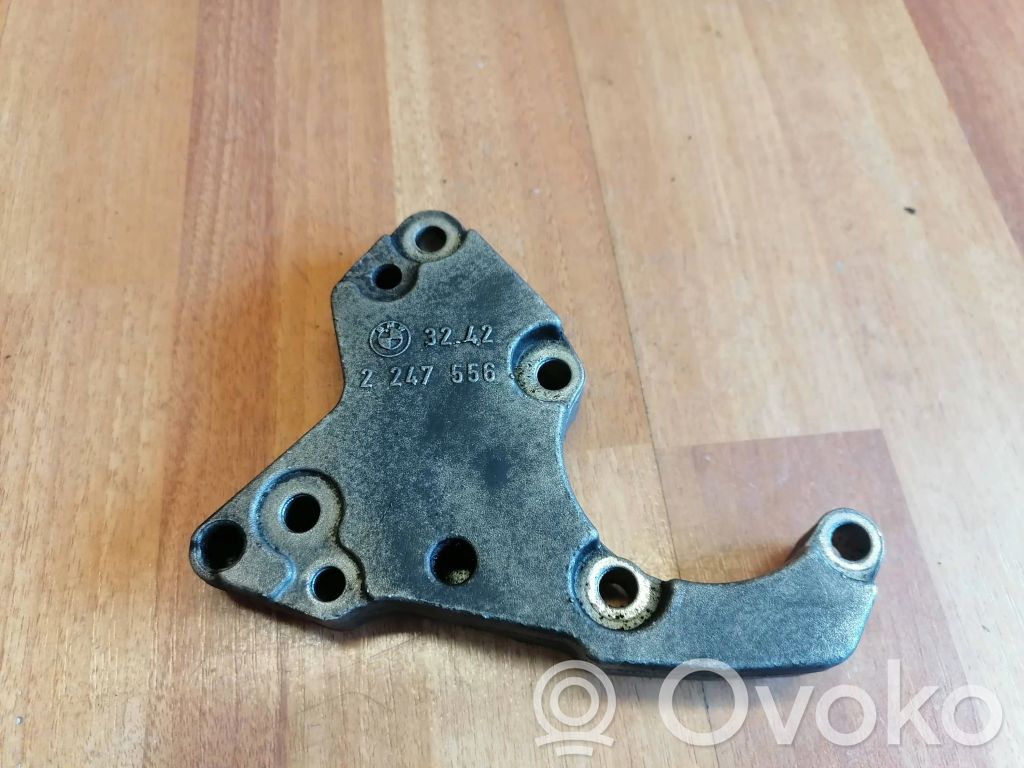 BMW 3 E46 Power steering pump mounting bracket 