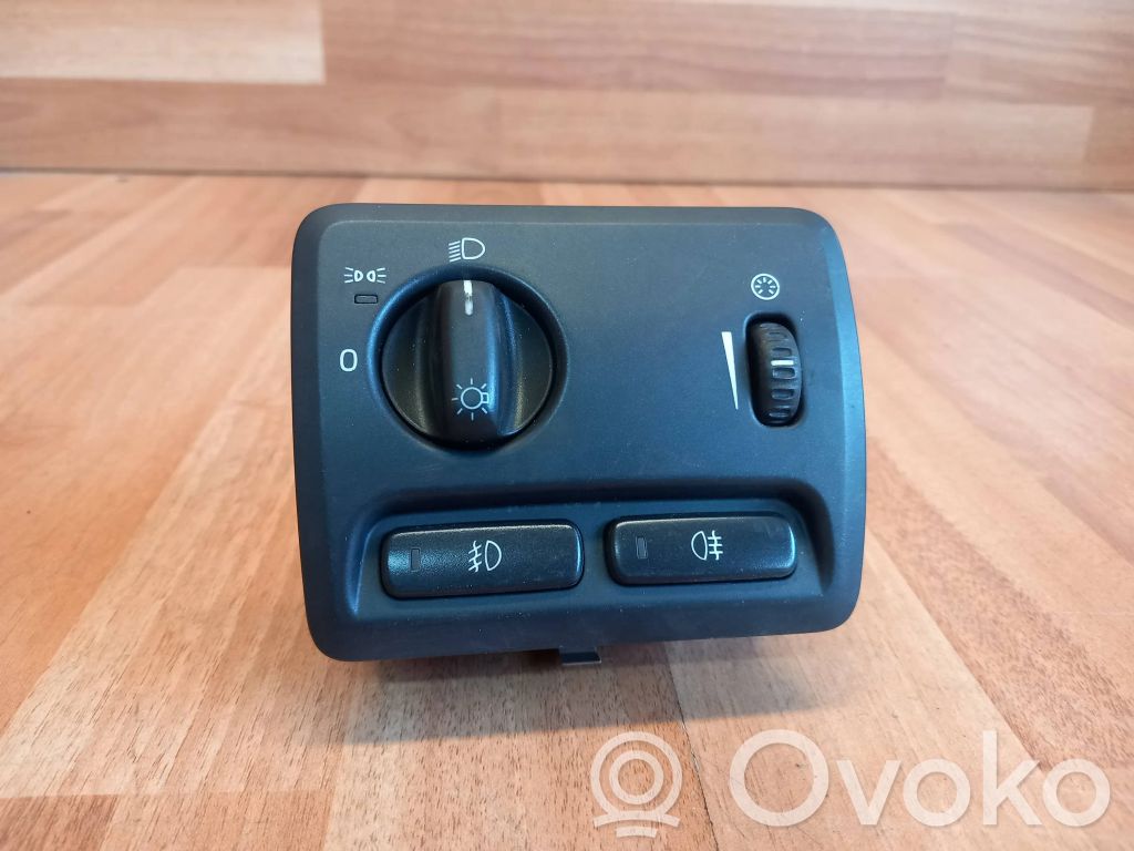 Volvo XC70 Light switch 