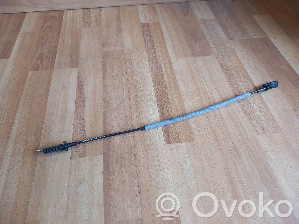 Volvo XC70 Línea de cable de puerta trasera 