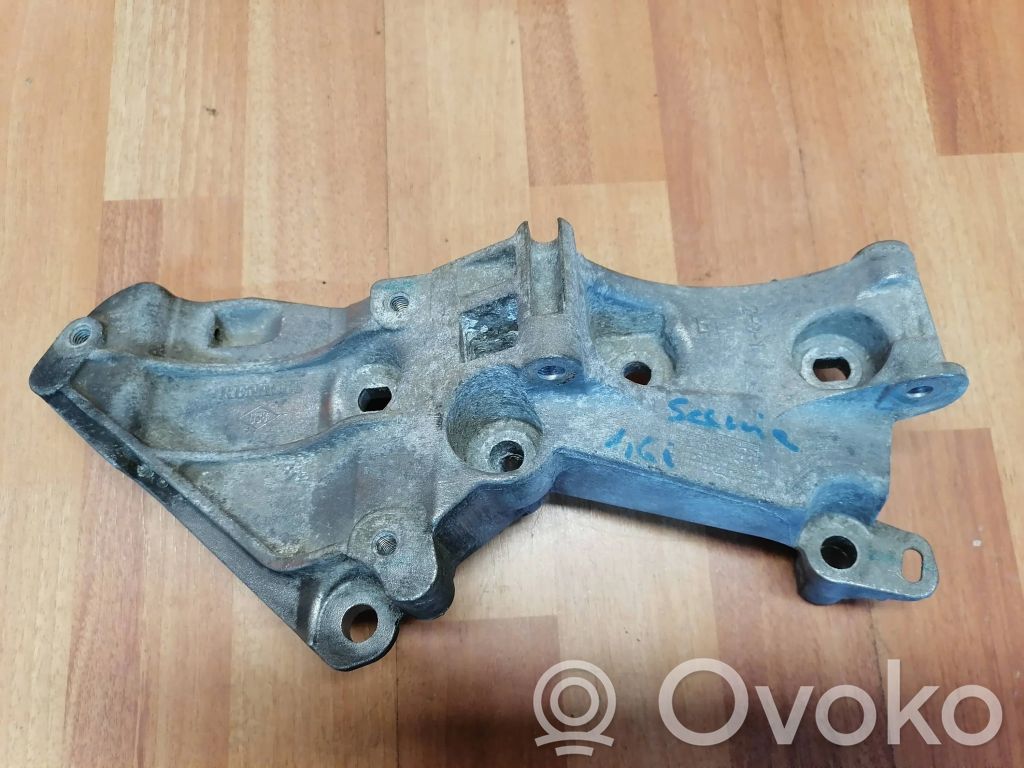Renault Scenic II -  Grand scenic II Generator/alternator bracket 