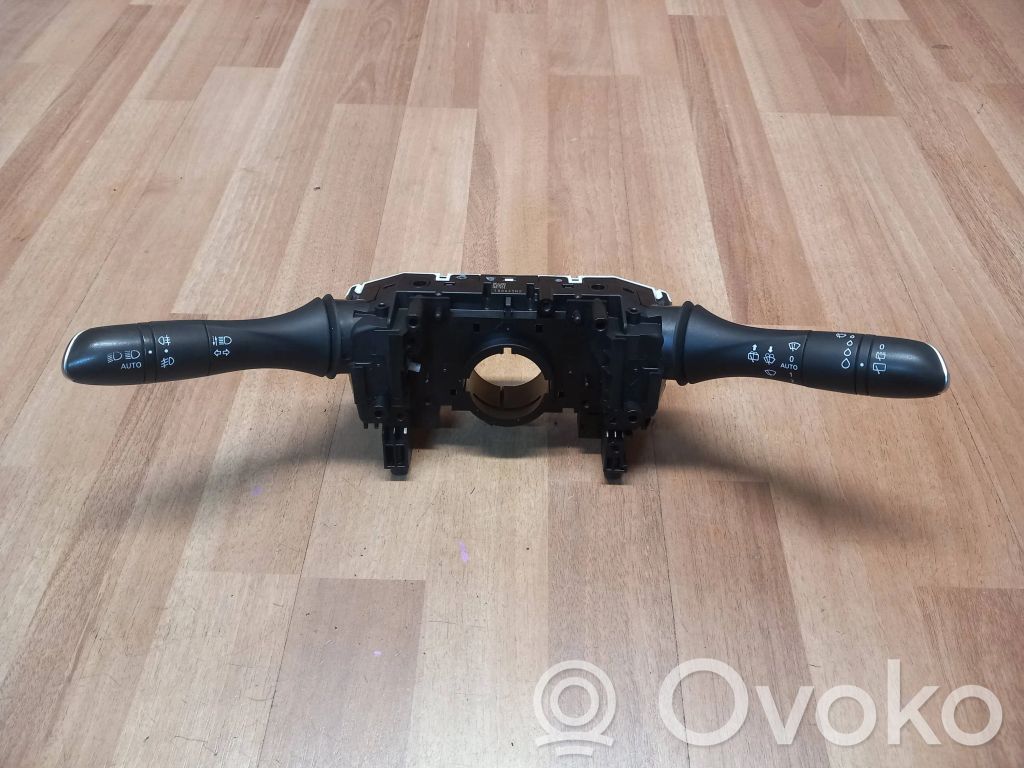 Renault Megane IV Wiper turn signal indicator stalk/switch 