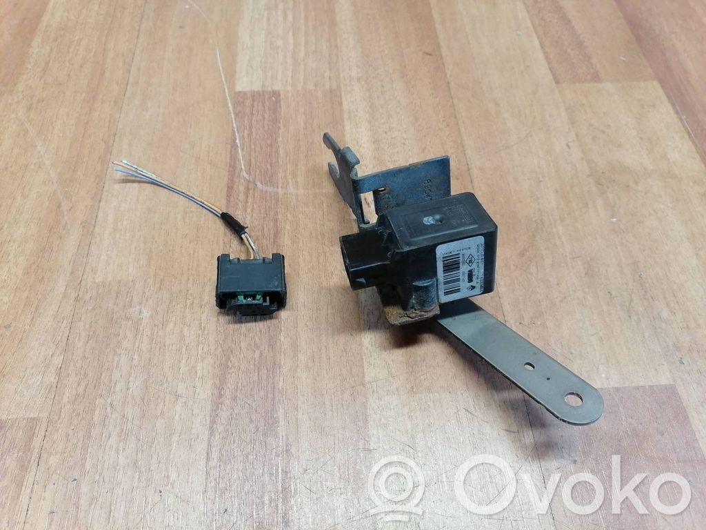 Headlight/headlamp level sensor   8200422686,89901401,89900832,8200422686A