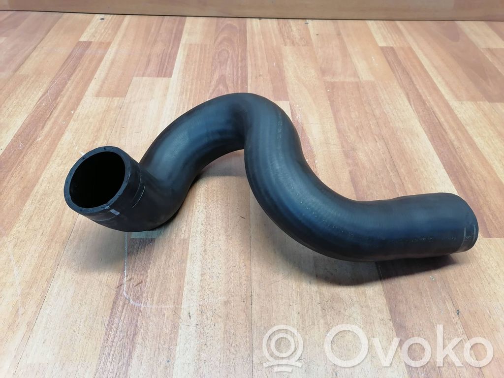 Peugeot 407 Intercooler hose/pipe 