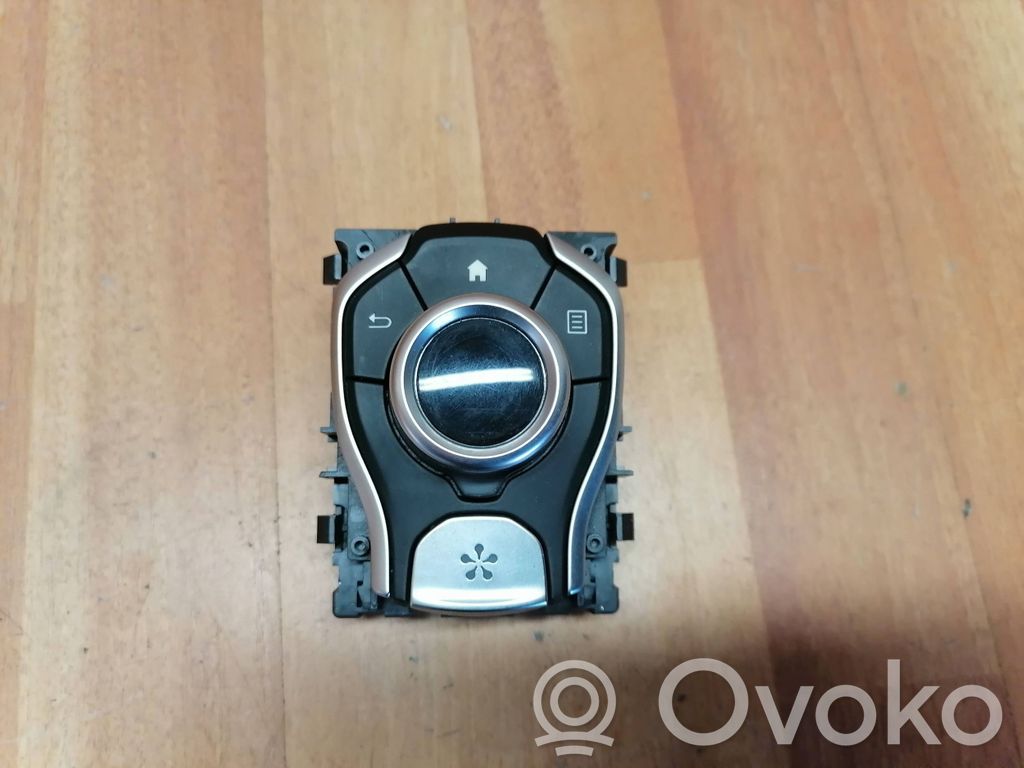 Renault Espace V (RFC) Unidad central de control multimedia 
