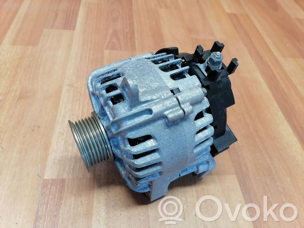 Opel Insignia B Ģenerators 