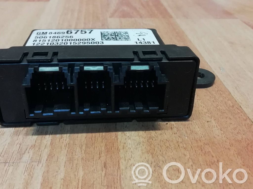 Opel Insignia B Unidad de control/módulo PDC de aparcamiento 