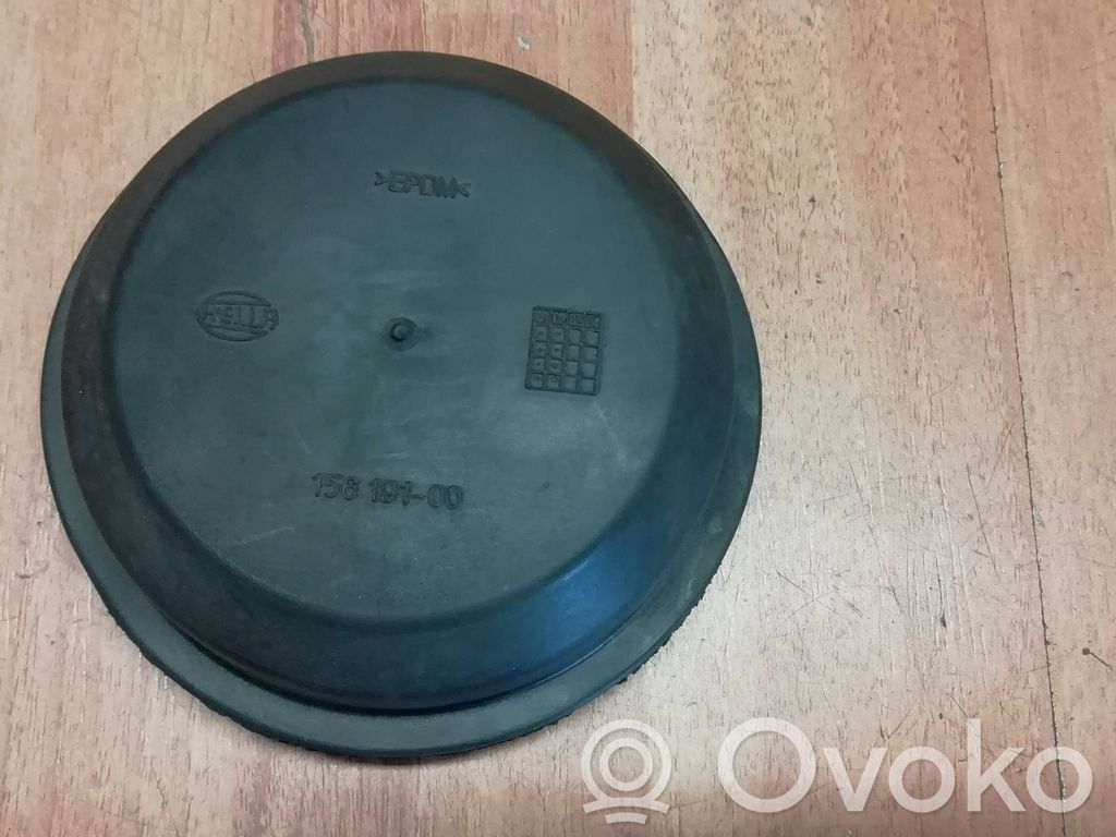 Osłona żarówki lampy przedniej   15619100,7701051776