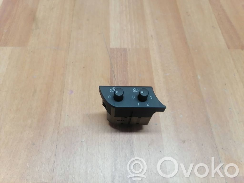 Interruptor de luz   8E2919094A