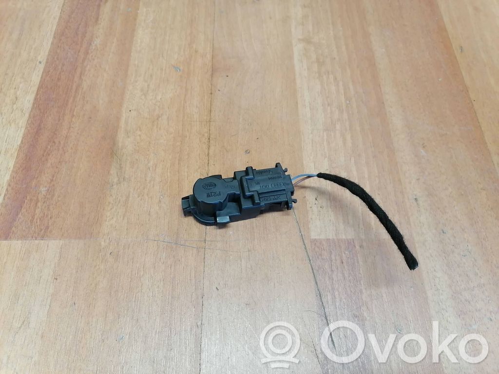 Audi A4 S4 B7 8E 8H Wkład lampy tylnej 