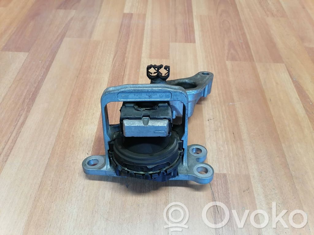 Renault Espace V (RFC) Engine mount bracket 