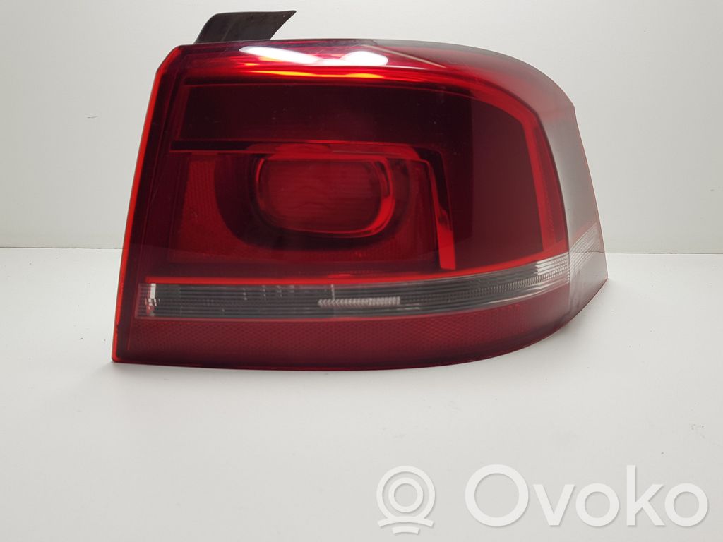 Lampa tylna   3AE945096C
