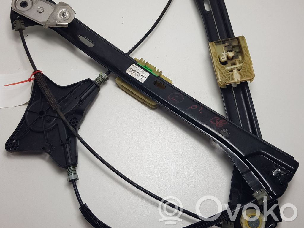 Volkswagen PASSAT B8 Mechanizm podnoszenia szyby przedniej bez silnika 