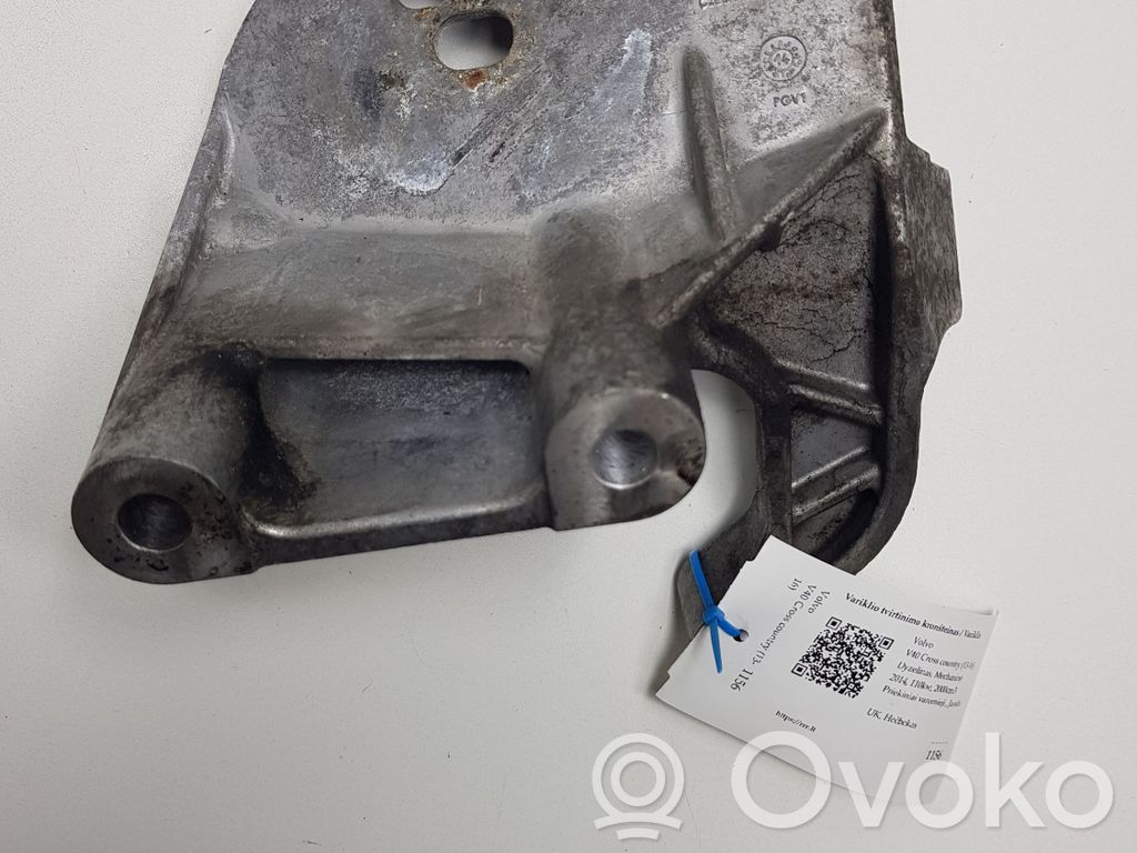 Volvo V40 Cross country Engine mounting bracket 