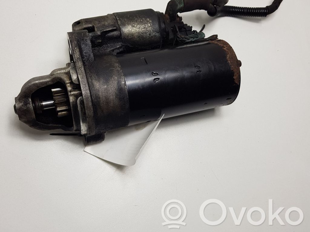 Стартер   059211024D