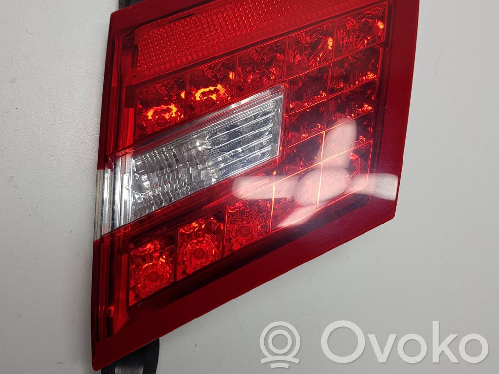 Mercedes-Benz E C207 W207 Lampy tylnej klapy bagażnika 