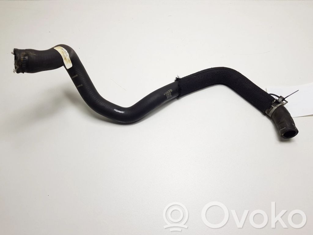 Engine coolant pipe/hose   31368161
