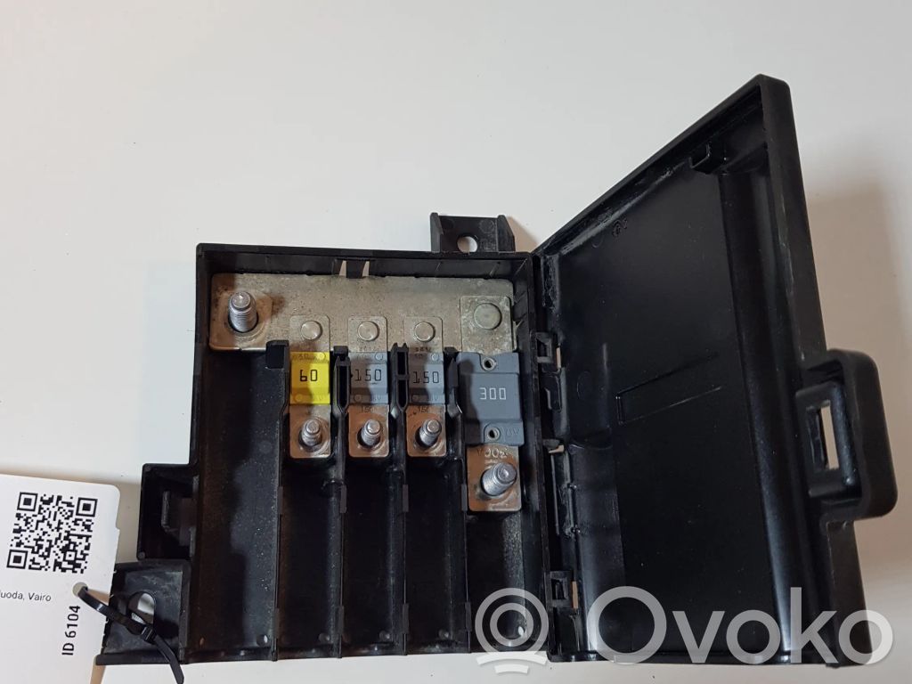 Audi e-tron Current control relay 