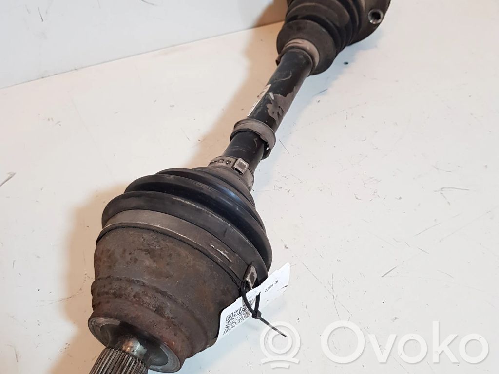 Audi Q3 8U Priekinis pusašis 