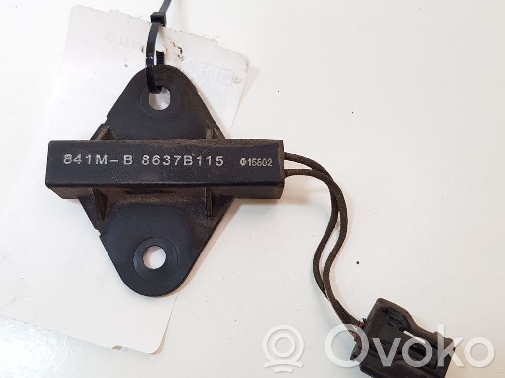 Mitsubishi Outlander Antena (GPS antena) 