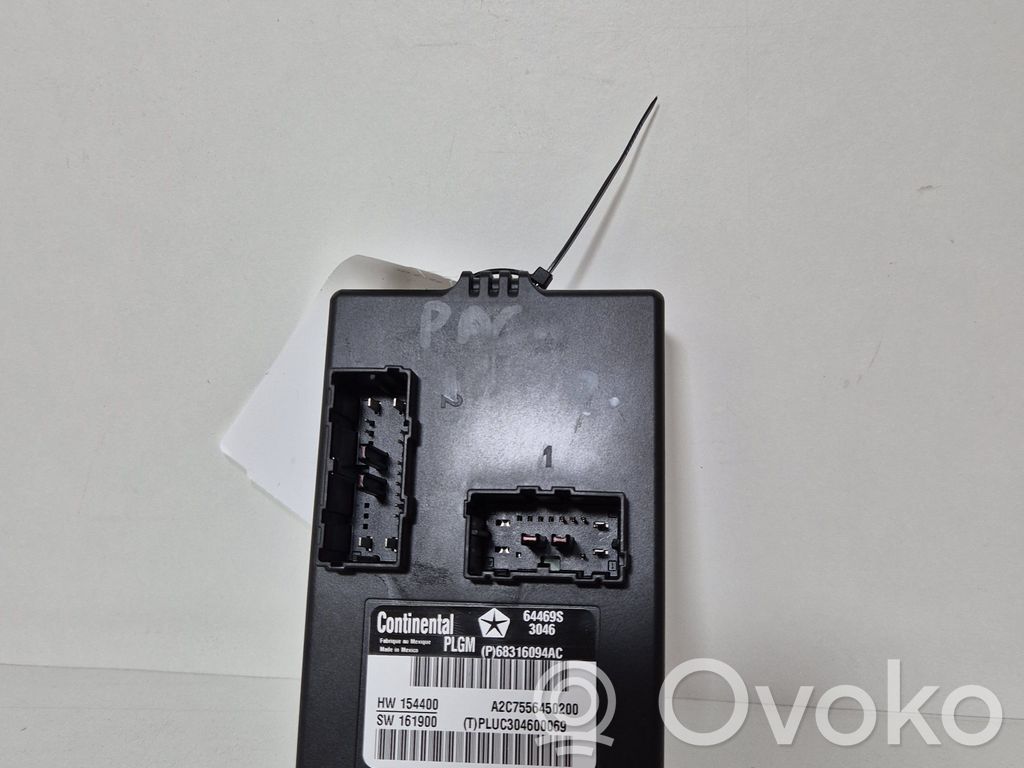 Chrysler Pacifica Tailgate/trunk control unit/module 