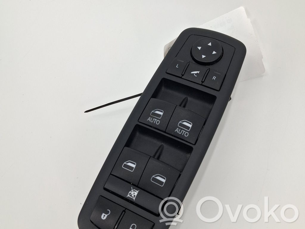 Ram 1500 Electric window control switch 
