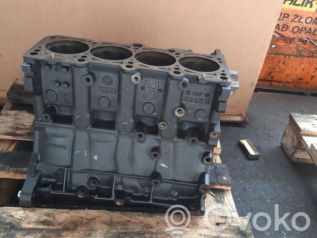 Audi A3 S3 8P Bloque de motor 