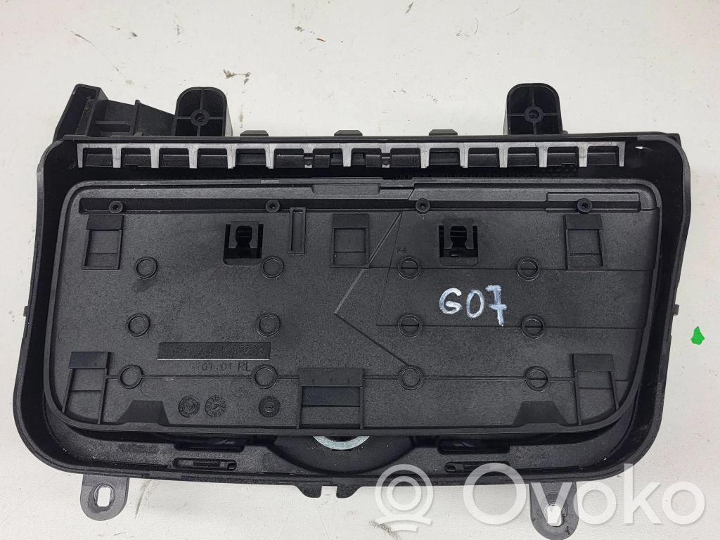 BMW 5 GT F07 Передний держатель чашки 