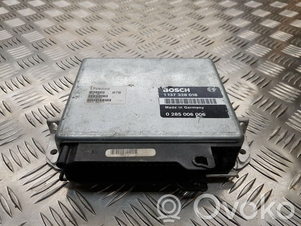 BMW 7 E32 Variklio valdymo blokas 