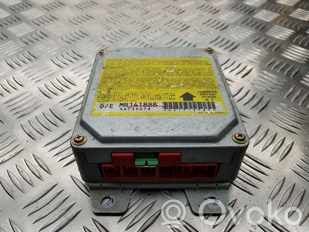 Mitsubishi Carisma Airbag control unit/module 