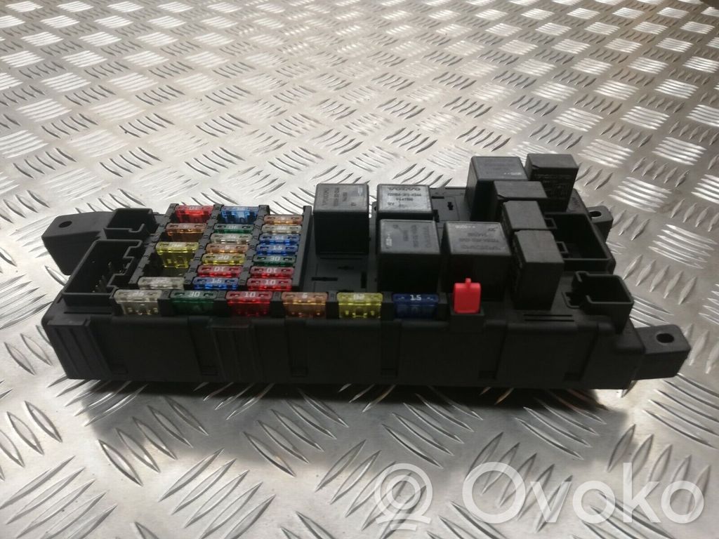 Fuse module   518717004,8637841