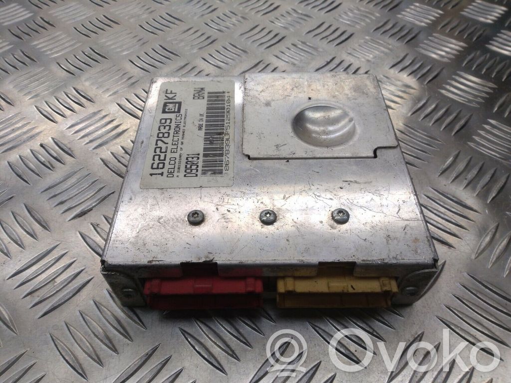 Opel Astra F Engine control unit/module 