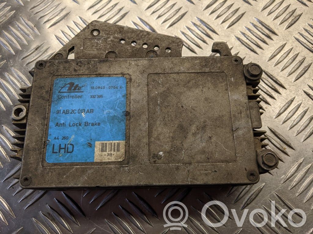 Unidad de control/módulo del ABS   332395,91AB2C013AB