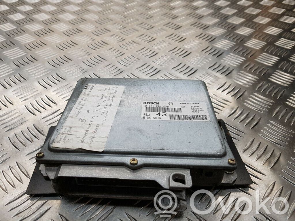 Peugeot 406 Engine control unit/module 