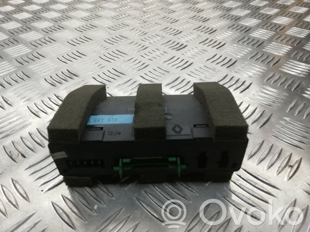 Autres unités de commande / modules   7700842970