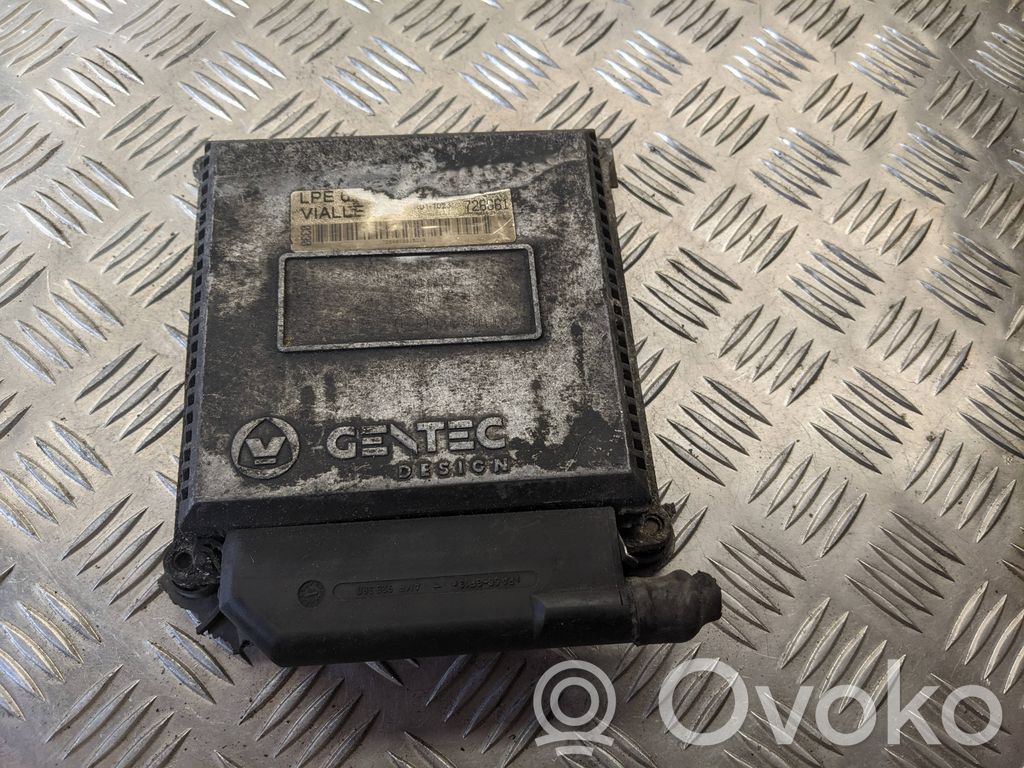 Engine control unit/module   7266510015,R011023,726861
