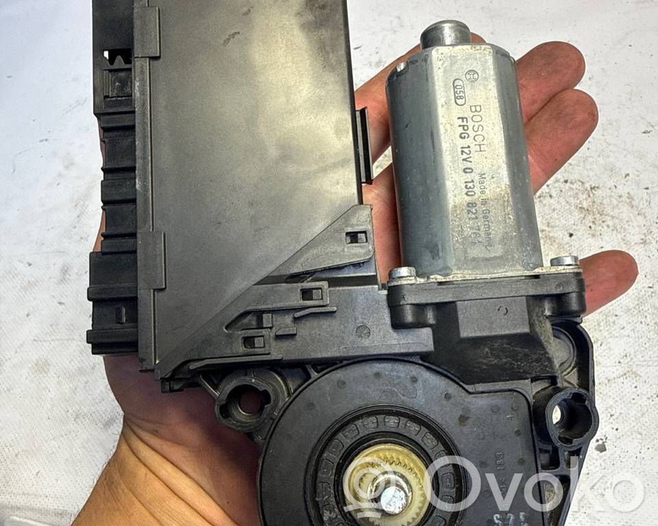 Audi A4 S4 B6 8E 8H Motor macara geam ușă față 