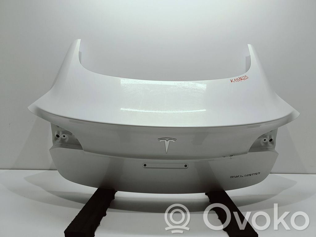 Tesla Model 3 Tailgate/trunk/boot lid 