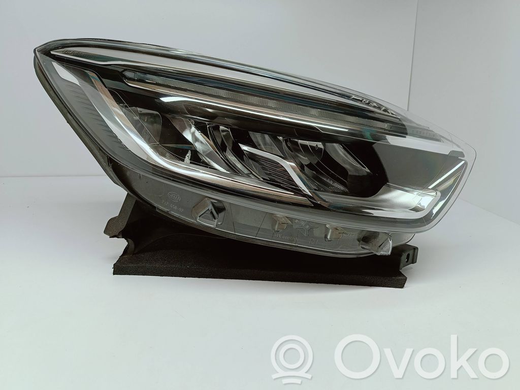 Renault Captur Headlight/headlamp 
