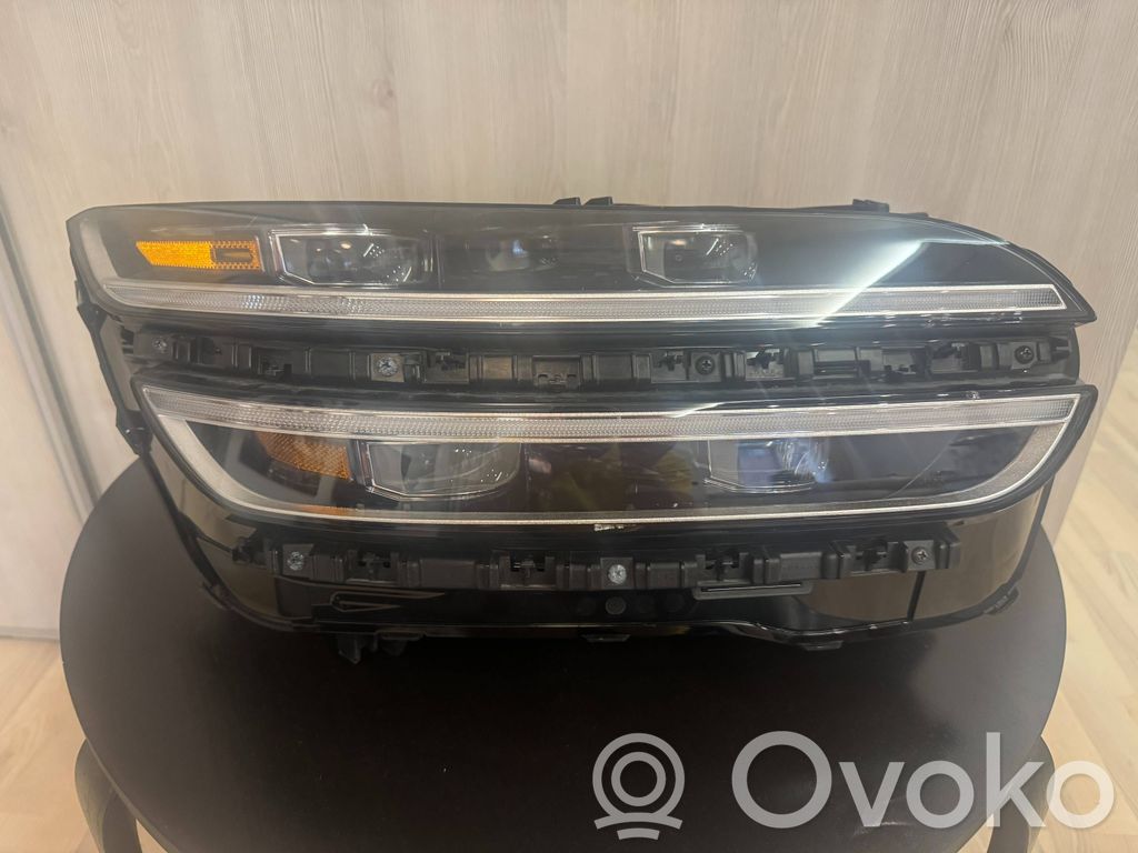 Genesis GV70 Scheinwerfer 