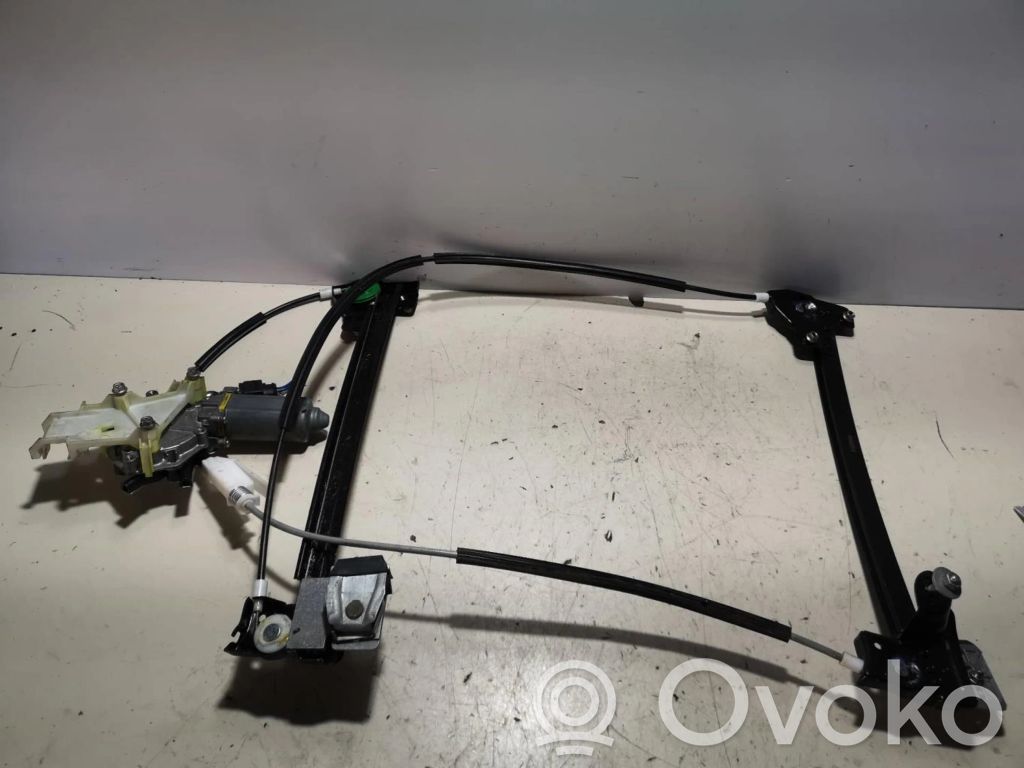 Land Rover Freelander Rear windscreen/windshield window 