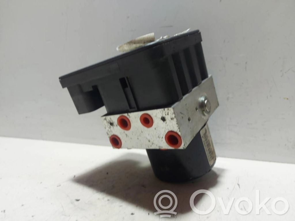 Bomba de ABS   8M512C405AA