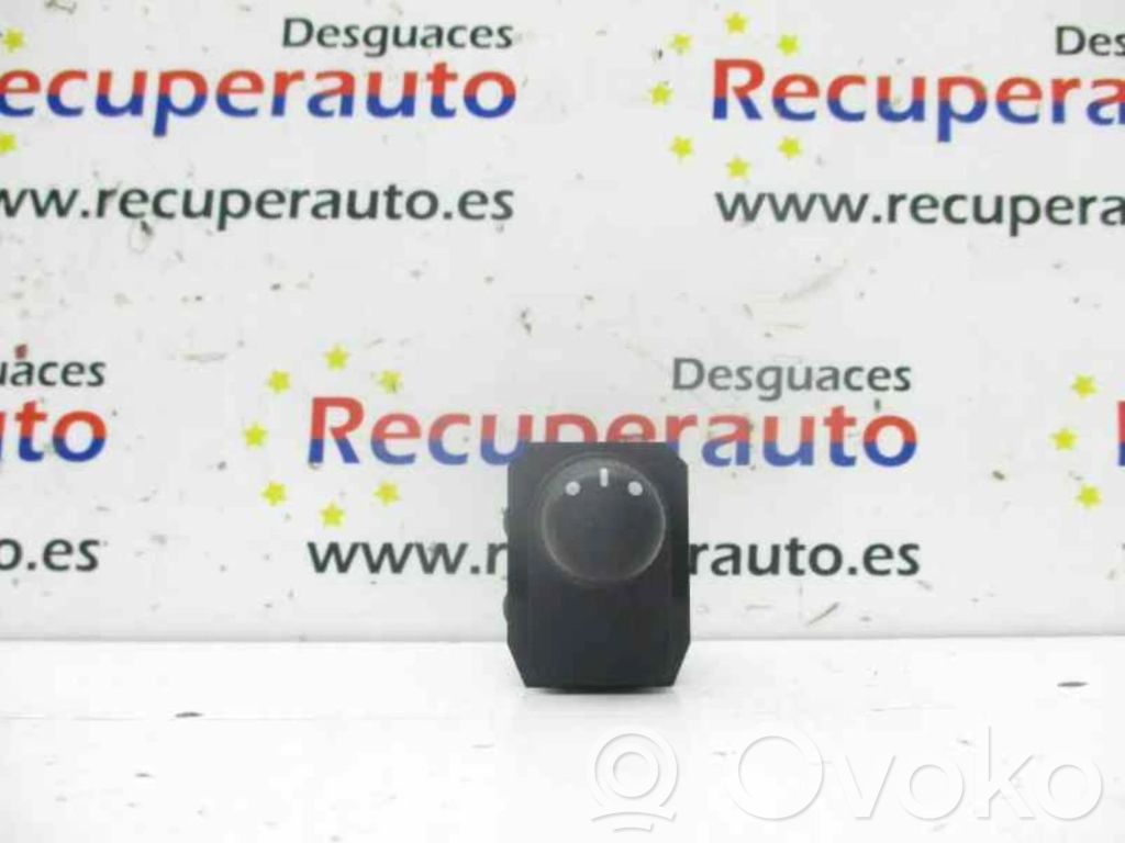 Interruptor del espejo lateral