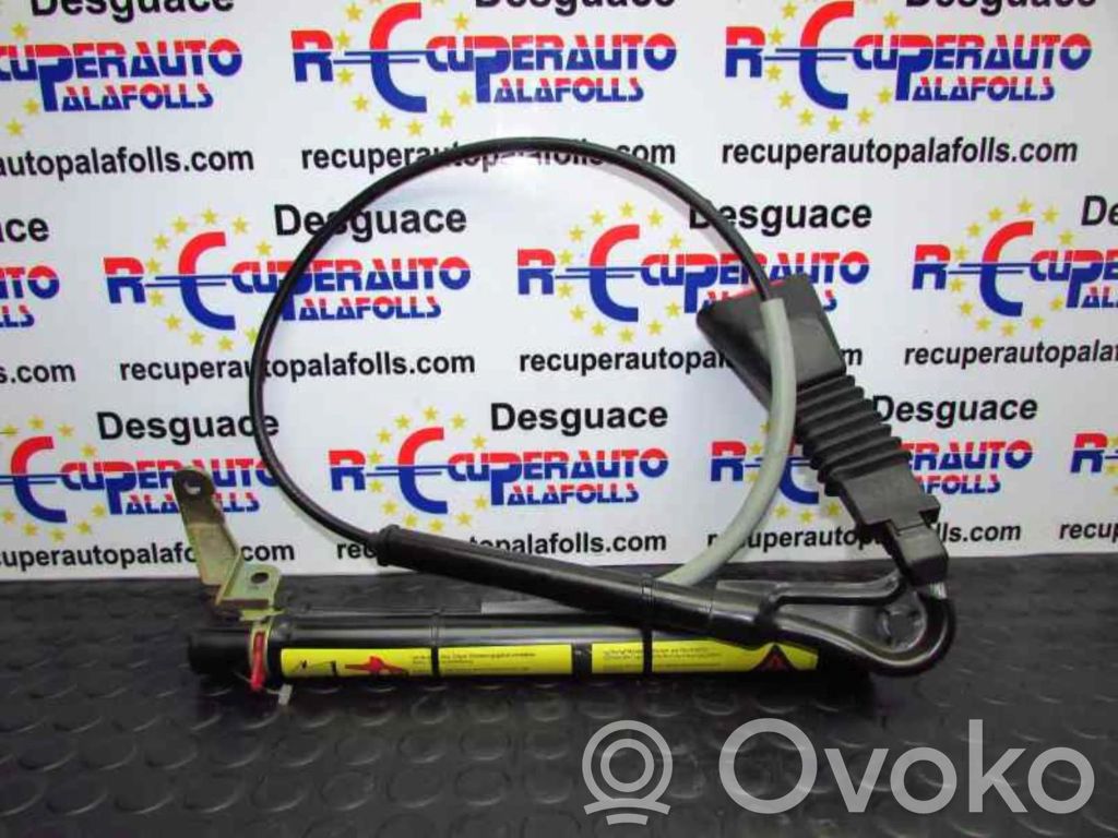 Opel Corsa B Cinturón delantero 