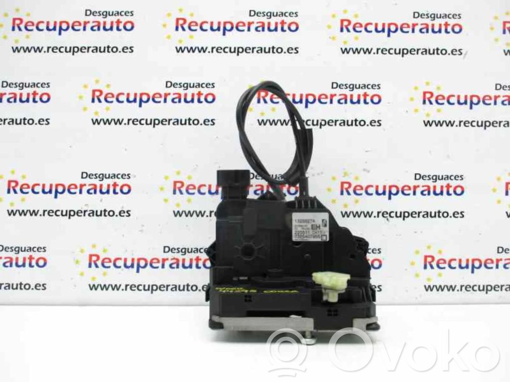 Cerradura de puerta delantera