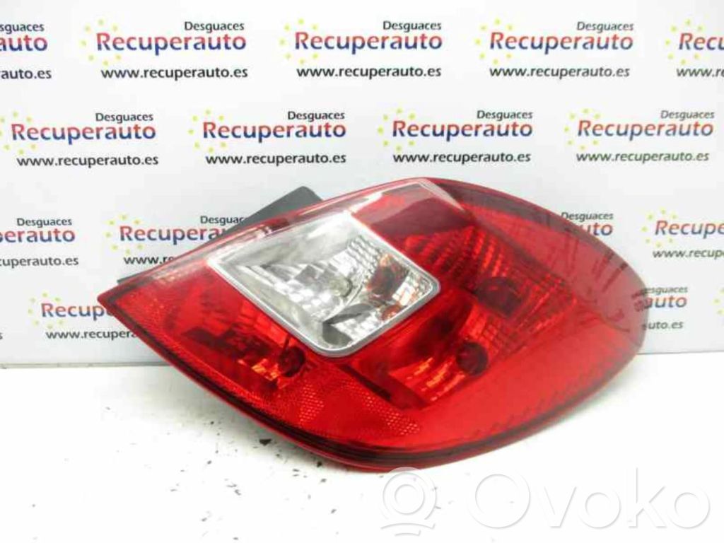 Rear/tail lights